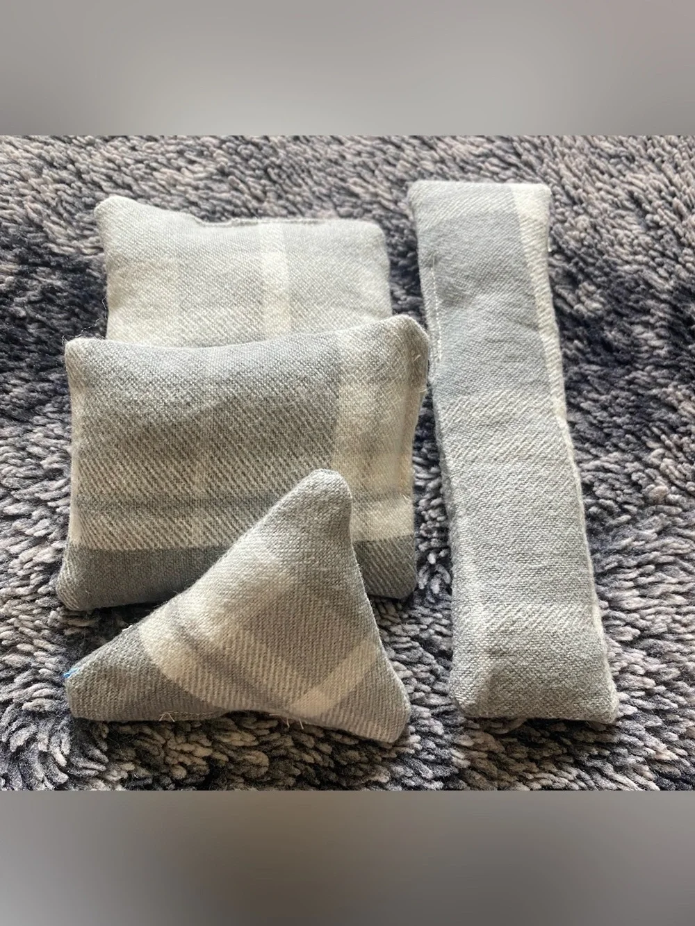 Handmade Grey & White Plaid Catnip Kick Stick Cat Toy Set (4)
